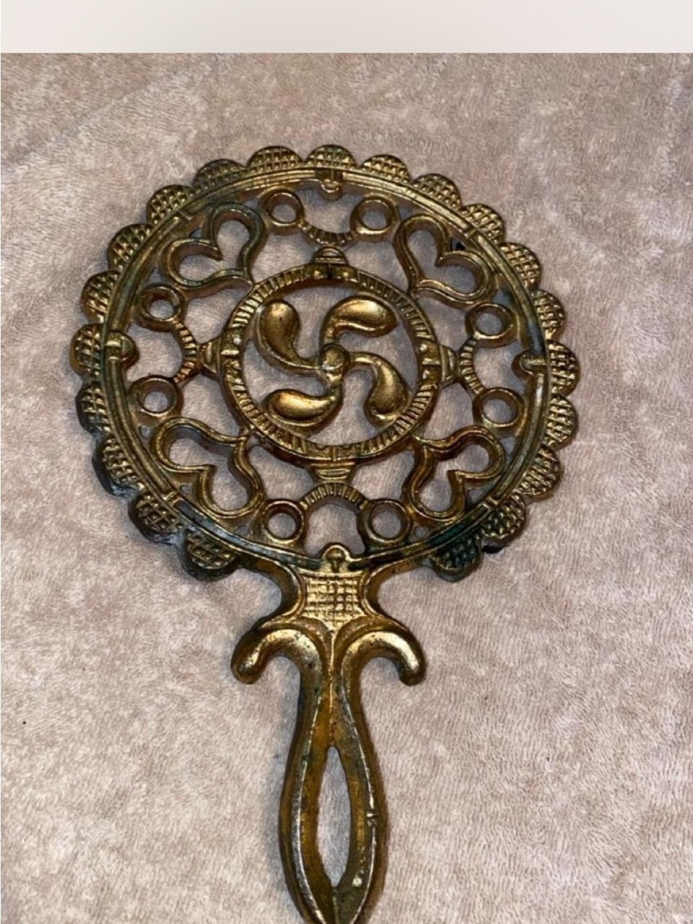 Trivet